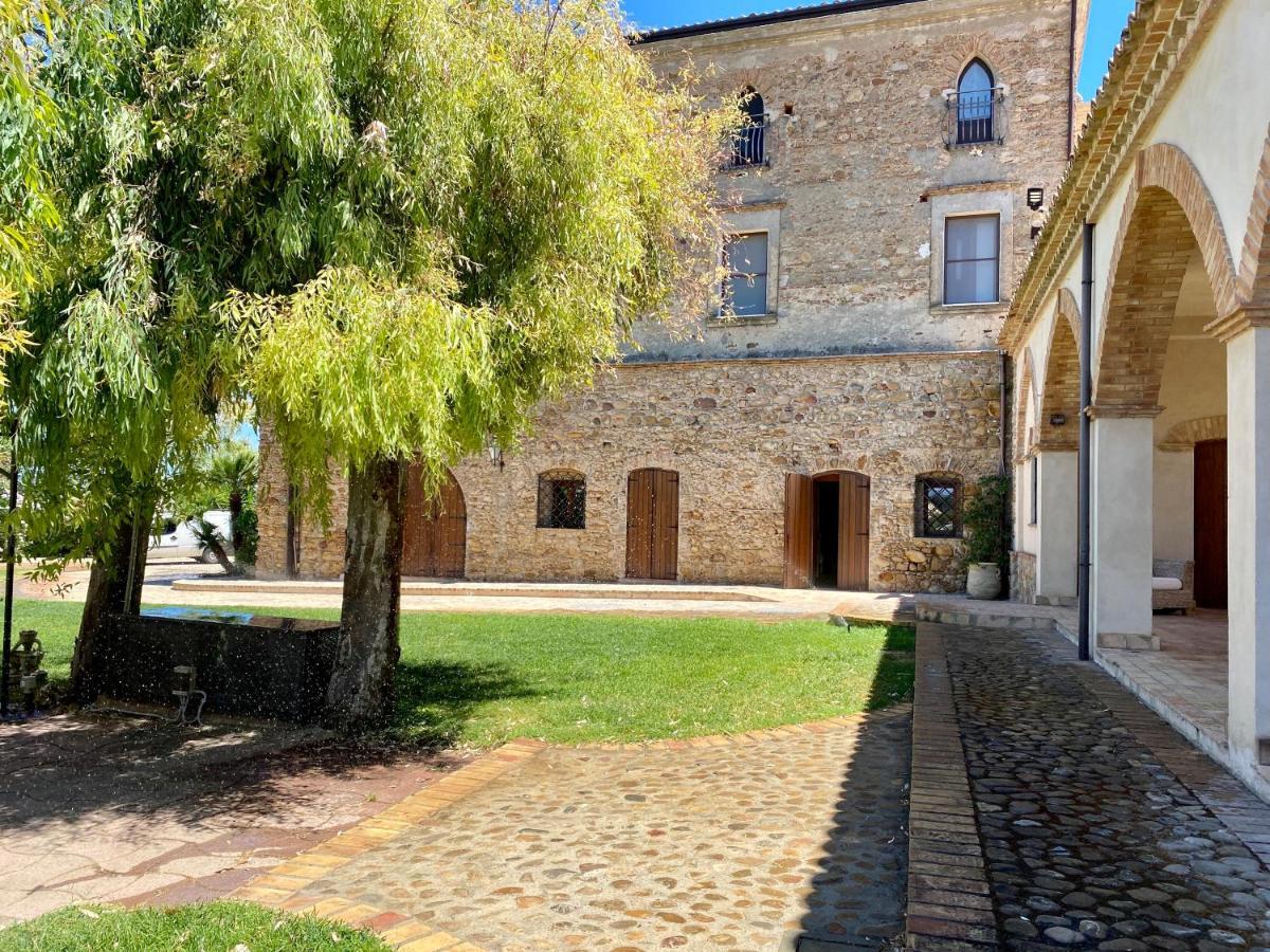 Le Colline Del Gelso-Masseria Mazzei Rossano Buitenkant foto