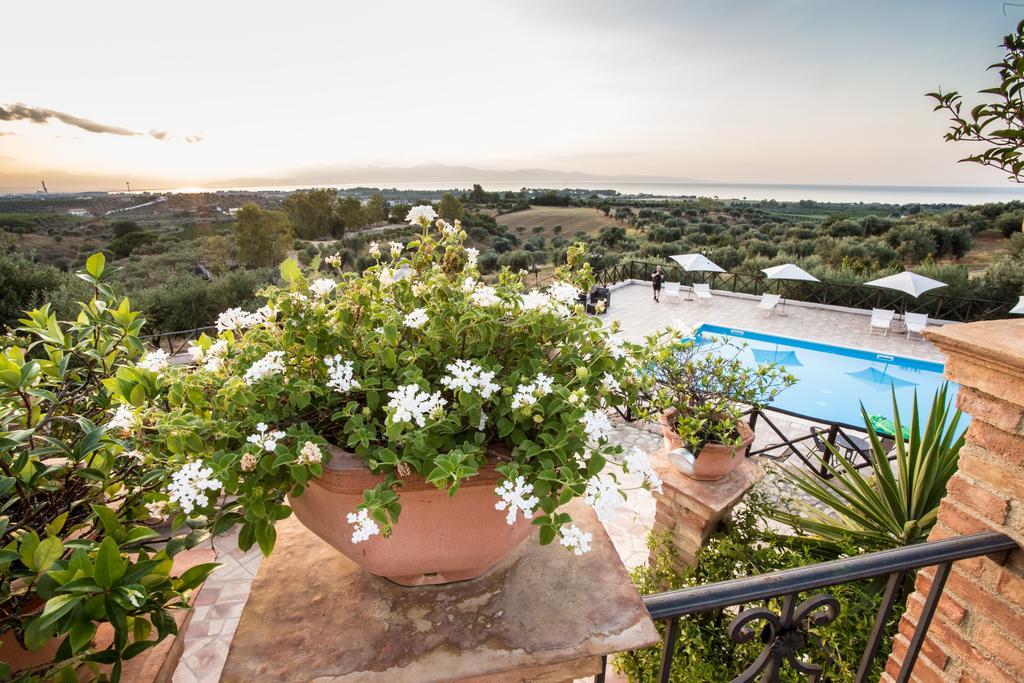 Le Colline Del Gelso-Masseria Mazzei Rossano Buitenkant foto