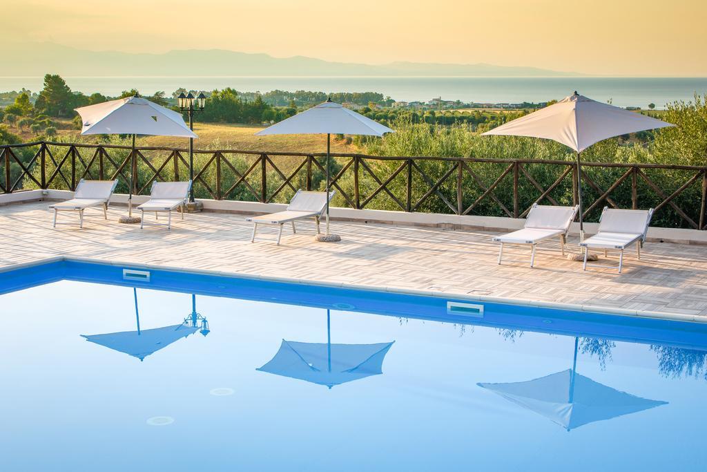 Le Colline Del Gelso-Masseria Mazzei Rossano Buitenkant foto